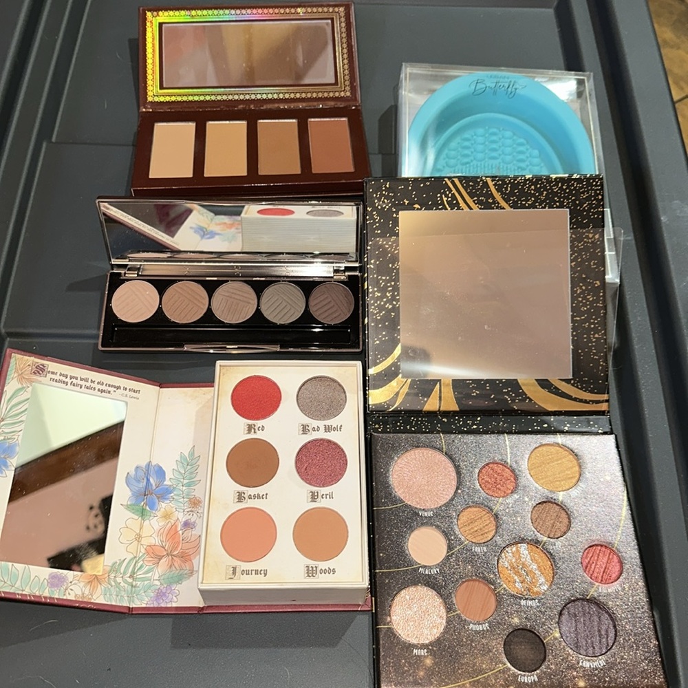 makeup bundle - Picture 2 of 2